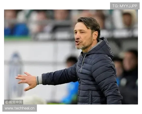 科瓦奇谈乔布红牌引发争议风波